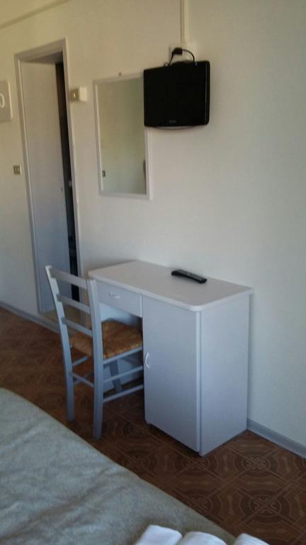 Hotel Ancora Cesenatico Buitenkant foto